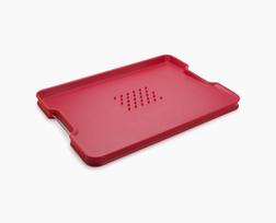 Joseph Joseph Cut&Carve™ Plus daugiafunkcė pjaustymo lenta – raudona