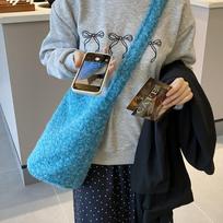 Faux Lamb Wool Ladies Red Crossbody Bag Retro Furry Women's Bucket Shoulder Bags Soft Plush Female Winter Handbags Purse Tote dangaus mėlyna spalva