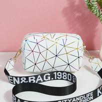 Yogodlns Fashi Laser Shoulder Messenger Bag Female Small Square Bag PU Leather Crossbody Bag Trendy New Satchel Bag Bolsa 18x7x11cm