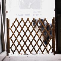 Wooden Expandable Accordion Dog Gate Safety Protection Freestanding Sliding Door Barrier Fence for