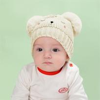 Children Knit Hat with Double Pom Poms Soft Thick Warm Winter Beanie for Toddlers and Kids Comfortable Fit balta