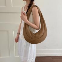 Niche minimalist lightweight dumpling bag for women2026New large-capacity casual versatile shoulder bag ruda