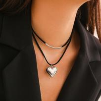 Elegant Black Velvet Choker Necklace with Small Heart Pendant Vintage Black Rope Adjustable Aesthetic Jewelry for Women sidabras