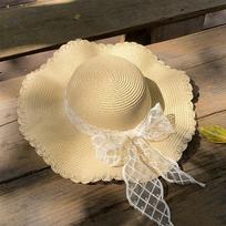 Wide Brim with Decorative Mesh Bowknot Elegant Floppy Sun Hat Lightweight Woven Design for Outdoor Use One Size smėlis