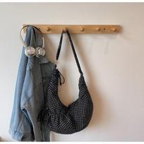 Lightweight Drawstring Cow Horn Shoulder Bag for Women Large Capacity Canvas Travel Handbags Girls Pleated Plaid Crossbody Bag juoda