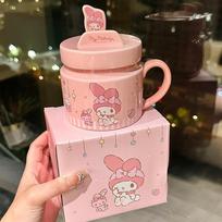 Ceramic Mug with Lid for Mobile Phone Holder with Cartoon IP Big-eared Dog Office Coffee Mug As Souvenir 400ml