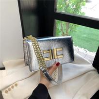Standard small crocodile square crossbody bag for women shoulder bag luxury designer fashion simple commuting flap vintage