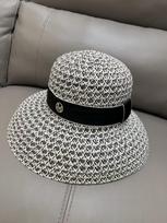 Prancūziško stiliaus maža kvapni Hepburn stiliaus juoda skrybėlė, moteriška vasarinė paplūdimio apsaugos nuo saulės skrybėlė, elegantiška ir stilinga skrybėlė nuo saulės M56-58cm balta