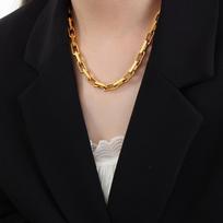 Thick Chain Necklace Bracelet Cuban Chain Hip Hop Street Titanium Steel Chain Femininity Niche Collarbone Chain Women beige