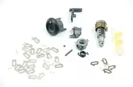 BMW E30 Remonto komplektas durų užrakto cilindras dešinysis originalus 51219061344