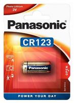 CR123 baterijos Panasonic 1400mAh ličio pakuotėje po 1GB.