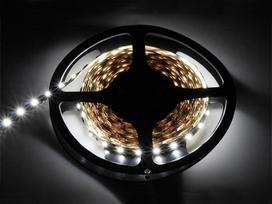 LED juostos // NEON FLEX LED strips // 70-960# Taśma led biały zimny 5050 5m/300
