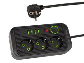 Elektros prekės // Maitinimo prailgintuvų, skirstytuvų ir UK bei USA adapterių rinkinys // 98-234# Przedłużacz sieciowy ps-330s 3-gniazda 4xusb 1xusb-c 3m czarny 3x1mm