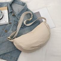 Japanese Nyl Dumpling Bag Autumn and Winter Leisure Shoulder Bag Commuter Bag Messenger Bag Women smėlis