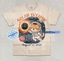 Solar Eclipse August 12th T- Shirt Cute Cat Spain Total Eclipse Graphic  Shirt M