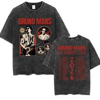 Bruno Mars „The Romantic Tour 2026“ Vintažinis scenos koliažas ir koncertų datos Dvipusis praplautas didelio dydžio juodas marškinėlis | Popmuzikos gerbėjų turo atributika L