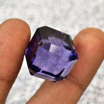 Sri Lanka Natural Purple Saphire 47.05 Ct CUBE Cut Certified Loose Gemstone 16.8 mm violetinė
