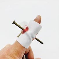 Fingers Penetrate Nails Funny Prank Stress Easing Toys Novel Scary Trick Toys Look Real Easy-To-Learn Street Magic Props