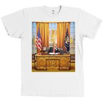 Donald Trump in the Oval Office  TRUMP 2020 Tee - NEW Unisex T-Shirt XXXL