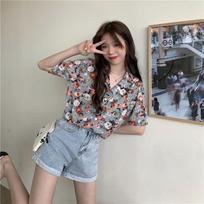 Summer Floral Shirt for Female Retro Hong Kong Style Short Sleeved Blouses Loose College Style Suit Collar Casual Blouse S