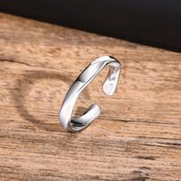 Vnox Open Mobius Ring for Men Women, Silver Color Simple Metal Adjustable Finger Ring, Unisex Jewelry Gift