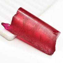 Earth Mined Natural Red 155 Ct Ruby Uncut Rough Loose Gemstone CERTIFIED 42.35 mm Approx raudona