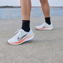 Nike Quest 6 Bėgimo Bateliai Vyriški Balti Juodi 44