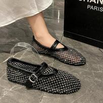 Fashion Luxury Woman Sandals Designer Rivet Mesh Mary Jane Shoes Ladies Crystal Rhinestone Fishnet Flat Shoes Woman Plus Size Sandals 35 juoda