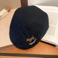 Short Brim Puppy Embroidery Berets Cap Visor Painter Hat Personality Cartoon Forward Hat  Unisex juoda