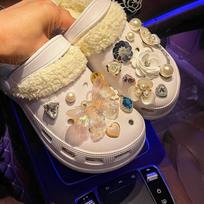 Batų pakabukas „Crocs“ bateliams „pasidaryk pats“ 3D drugelio, gėlės, perlo, deimanto formos batų dekoracijos sagtis „Crocs“ bateliams, skylutės, batų aksesuarai
