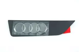 VAG AUDI R8 2007 variklio dangtelis emblema logotipas lipdukas dešinėje pusėje originalus 079133622B