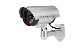 Vaizdo kamera iWear  IR1 CCTV IR Outdoor Home Security Duymmy Fake Camera with flashing red light 2x AA battery Sil