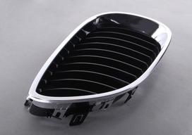 Bmw 5 E60 E61 Dešinės Pusės Grilė Originalus 51137027062