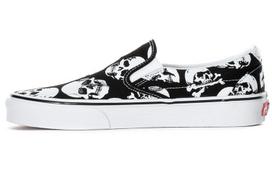 Vans 'Skulls' įsispiriami batai VN0A38F7H0B 35 black