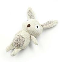 Cotton Rabbit - medvilninis triušis, cypsintis žaislas šunims