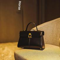 2024 Winter High-End Retro Handbag: Women's Fashionable Crossbody Shoulder Tote juoda