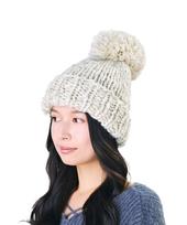 HAND KNITTED BIG POMPOM [Kashira] balta