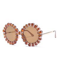 New Fashion Brand Luxury Designer Rhinestone Sunglasses Women Diamond Round Oversized Shades Glasses Top Travel Party Sunglasses