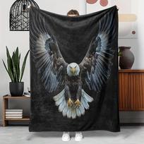 Luxurious Majestic Eagle Print Flannel Blanket - Soft, High-Quality Polyester, All-Season Cozy Throw with Intricate Feather Desi 130x150cm51x59in