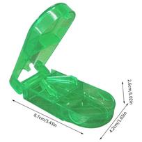 Small Pill Divider Multifunctional Medicine Crusher Clear Vitamin and Medicine Crusher for Adults and Children Portable Pill žalia
