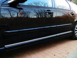 Volvo V50 - Chromuotos Šoninės Juostelės Ant Durų Apsauginės