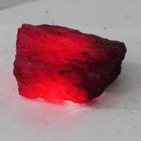 Natural Uncut Red Ruby Rough 299 Carat CERTIFIED Loose Gemstone 40.5 mm raudona