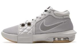 Nike LeBron Witness 8 EP 'Light Iron Ore Gum' 41