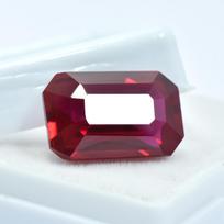 Flawless Red Ruby CERTIFIED 16.00 Ct Natural Loose Gemstone Unique Emerald Cut. 17.1 mm approx raudona