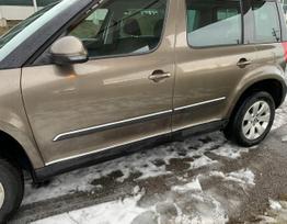 Skoda Yeti - Chromuotos Šoninės Juostelės Ant Durų