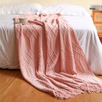 Megztas Šiaurietiškas Vilnos pledas - Sofa užtiesalas ir Lovos užtiesalas Žieminiams miegui 127*176 CM (with tassels) rožinė