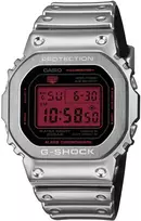 Laikrodis EDIFICE Casio G-Shock GM-5600YRA-8ER 200m sidabrinė