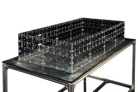 Vandeniui atsparus kilimėlis po narvu su užtrauktuku GuineaLoft 152x76 cm, juodas