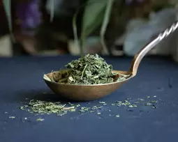 Ekologiški dilgėlių lapai (smulkinti) - 400g