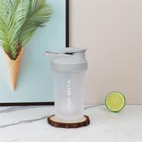 1pc Portable 300ml Protein Powder Shaker Bottle Mixing Cup with Scale LeakProof Water Bottle for Gym Outdoor Fitness Sport 300ml pilka